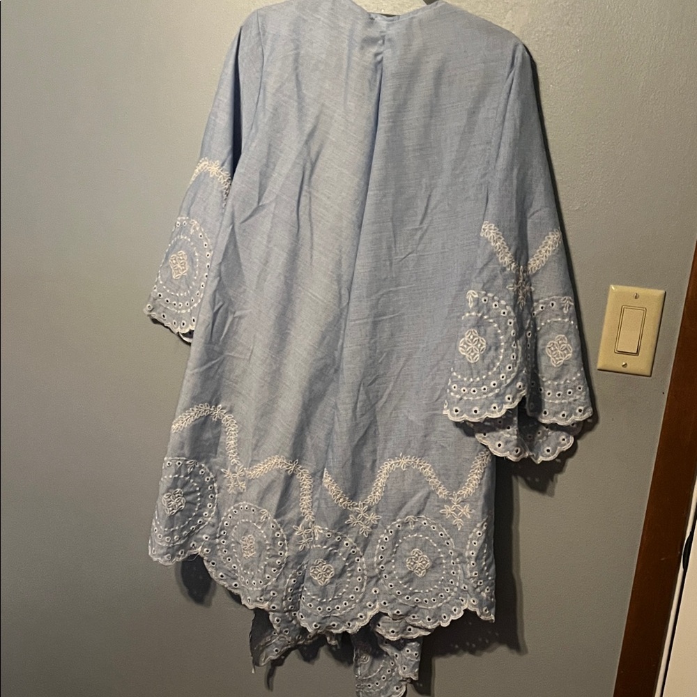 Source Unknown Light Blue Embroidered Kimono - image 4